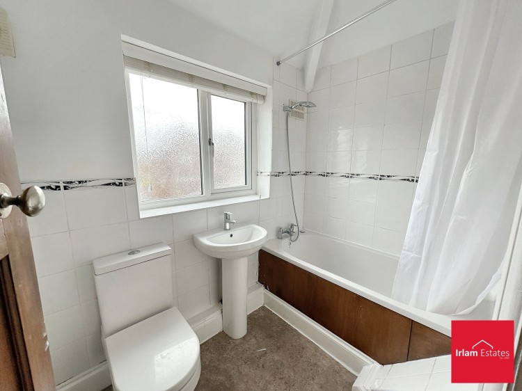 Images for Silverdale Avenue, Irlam, M44 EAID:3405264228 BID:2714ea13-4875-41c2-9250-130c9b5cb2ff