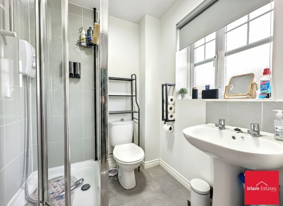 Images for Hayes Road, Cadishead, M44 EAID:3405264228 BID:2714ea13-4875-41c2-9250-130c9b5cb2ff