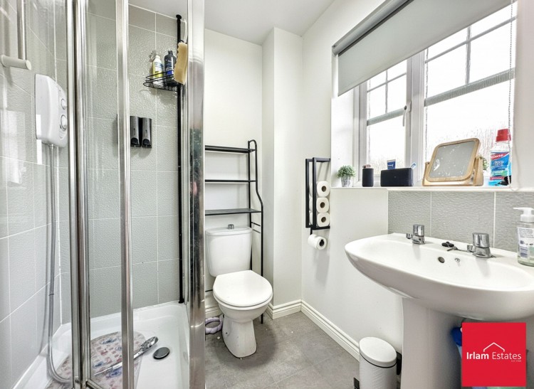 Images for Hayes Road, Cadishead, M44 EAID:3405264228 BID:2714ea13-4875-41c2-9250-130c9b5cb2ff