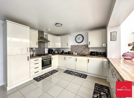 Images for Hayes Road, Cadishead, M44 EAID:3405264228 BID:2714ea13-4875-41c2-9250-130c9b5cb2ff