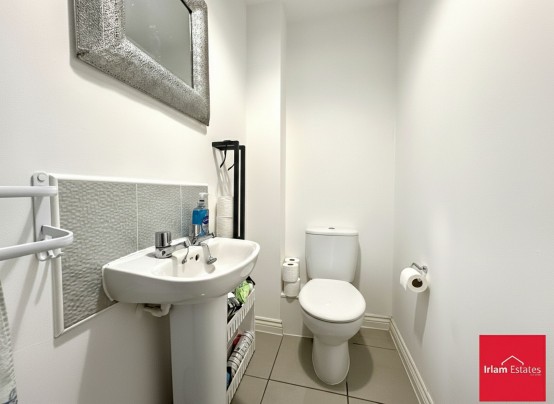 Images for Hayes Road, Cadishead, M44 EAID:3405264228 BID:2714ea13-4875-41c2-9250-130c9b5cb2ff