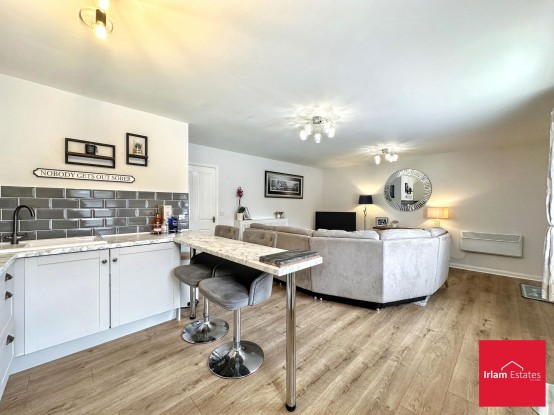 Images for Liverpool Road, Cadishead, M44 EAID:3405264228 BID:2714ea13-4875-41c2-9250-130c9b5cb2ff