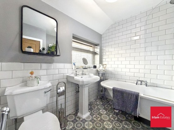 Images for Eldon Road, Irlam, M44 EAID:3405264228 BID:2714ea13-4875-41c2-9250-130c9b5cb2ff