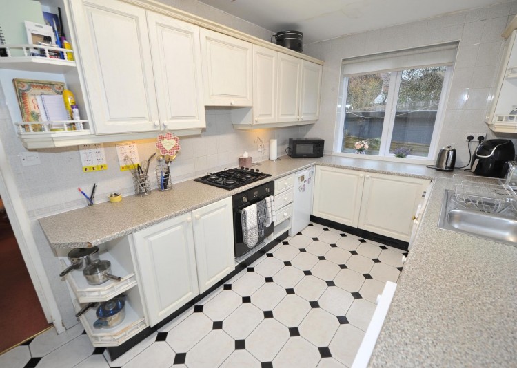 Images for Broadway, Irlam, M44 EAID:3405264228 BID:2714ea13-4875-41c2-9250-130c9b5cb2ff