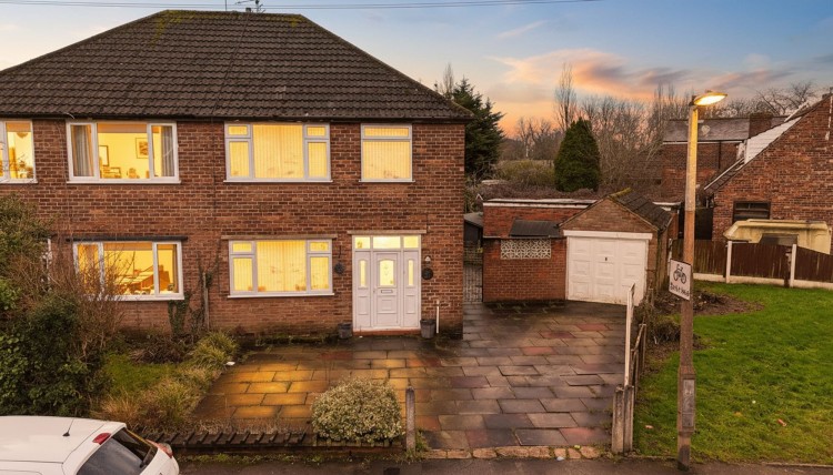 Images for Broadway, Irlam, M44 EAID:3405264228 BID:2714ea13-4875-41c2-9250-130c9b5cb2ff