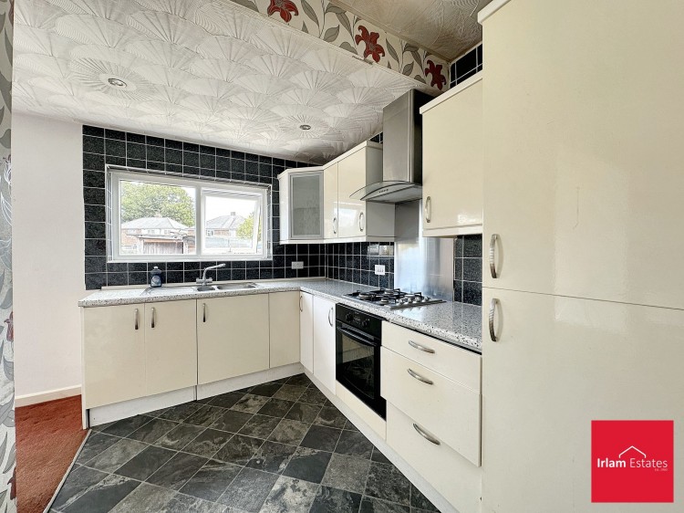 Images for The Crescent, Irlam, M44 EAID:3405264228 BID:2714ea13-4875-41c2-9250-130c9b5cb2ff