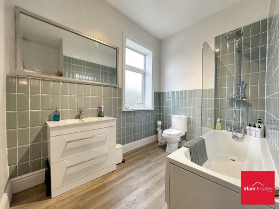 Images for Hazelhurst Road, Worsley, M28 EAID:3405264228 BID:2714ea13-4875-41c2-9250-130c9b5cb2ff