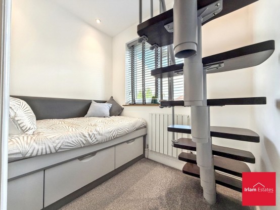 Images for Rose Avenue, Irlam, M44 EAID:3405264228 BID:2714ea13-4875-41c2-9250-130c9b5cb2ff