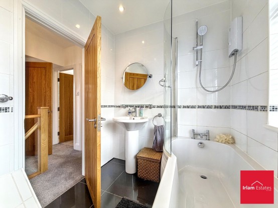 Images for Rose Avenue, Irlam, M44 EAID:3405264228 BID:2714ea13-4875-41c2-9250-130c9b5cb2ff