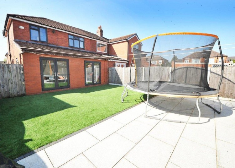 Images for Elsinore Avenue, Irlam, M44 EAID:3405264228 BID:2714ea13-4875-41c2-9250-130c9b5cb2ff