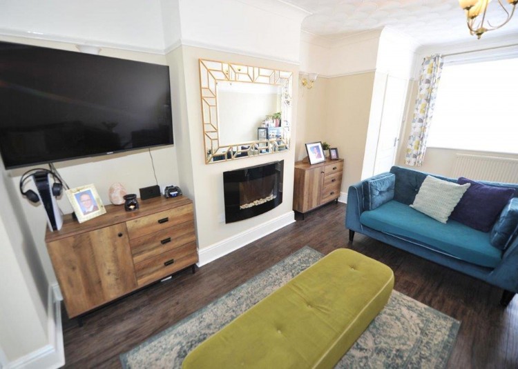 Images for Elsinore Avenue, Irlam, M44 EAID:3405264228 BID:2714ea13-4875-41c2-9250-130c9b5cb2ff