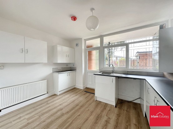 Images for Crossfield Road, Eccles, M30 EAID:3405264228 BID:2714ea13-4875-41c2-9250-130c9b5cb2ff